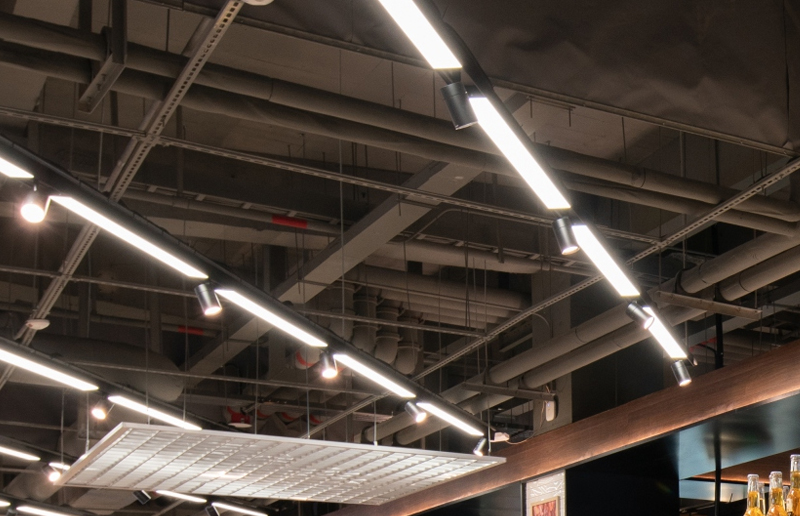 LG05M Slim AC220-240V Outdoor LED Batten Montering
