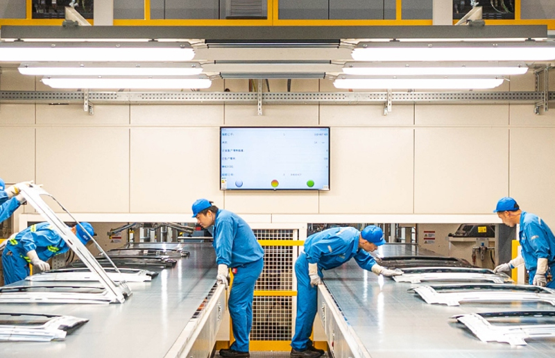 LG07Q AC220-240V høyeffektiv energisparende LED-tri-sikret lys