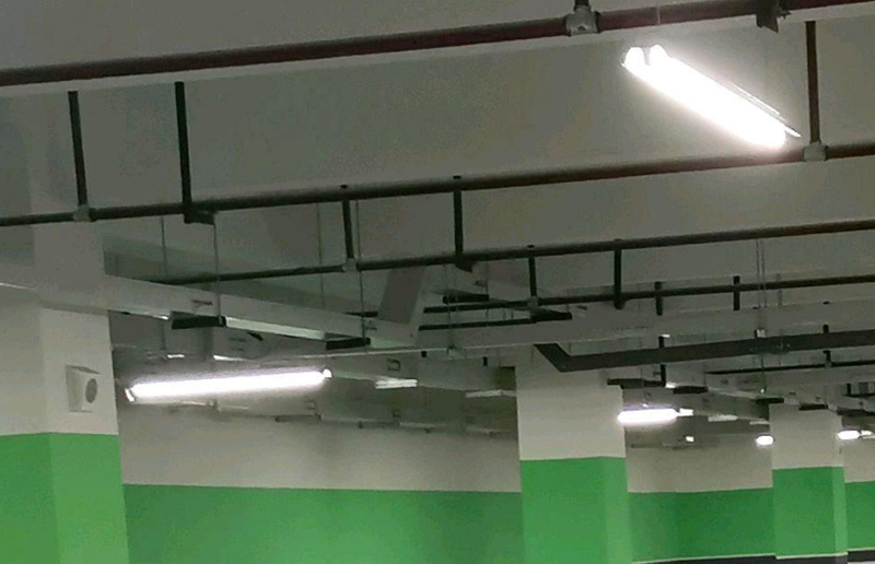 LGA-E T8 AC220-240V høyt beskyttelsesnivå LED-rør Tri-sikret lys